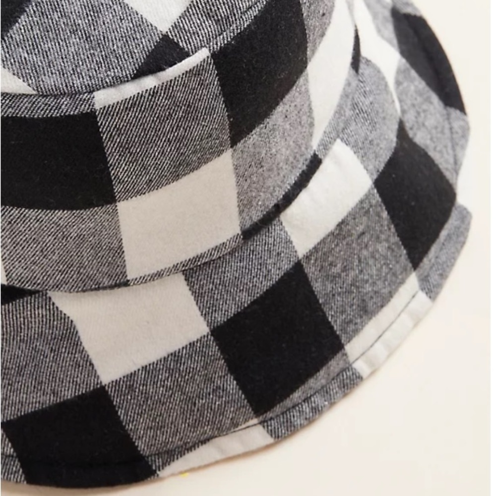 Black and White REVERSIBLE NYLON PLAID BUCKET HAT - Picture 3 of 4